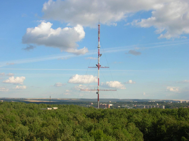 «Космическая» подсветка украсит телемачту в Саранске 12 апреля.