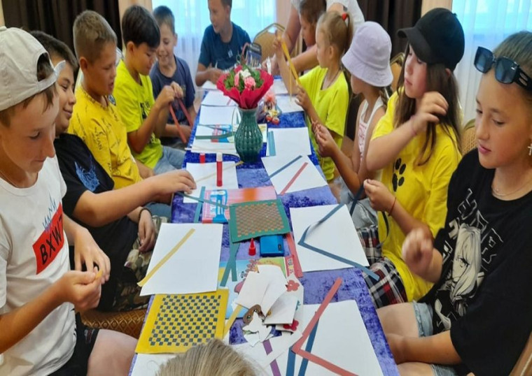 Первые Кучкаевского сельского поселения участвовали в увлекательном мастер-классе по изготовлению закладок. Первые Кучкаевского сельского поселения участвовали в увлекательном мастер-классе по изготовлению закладок.